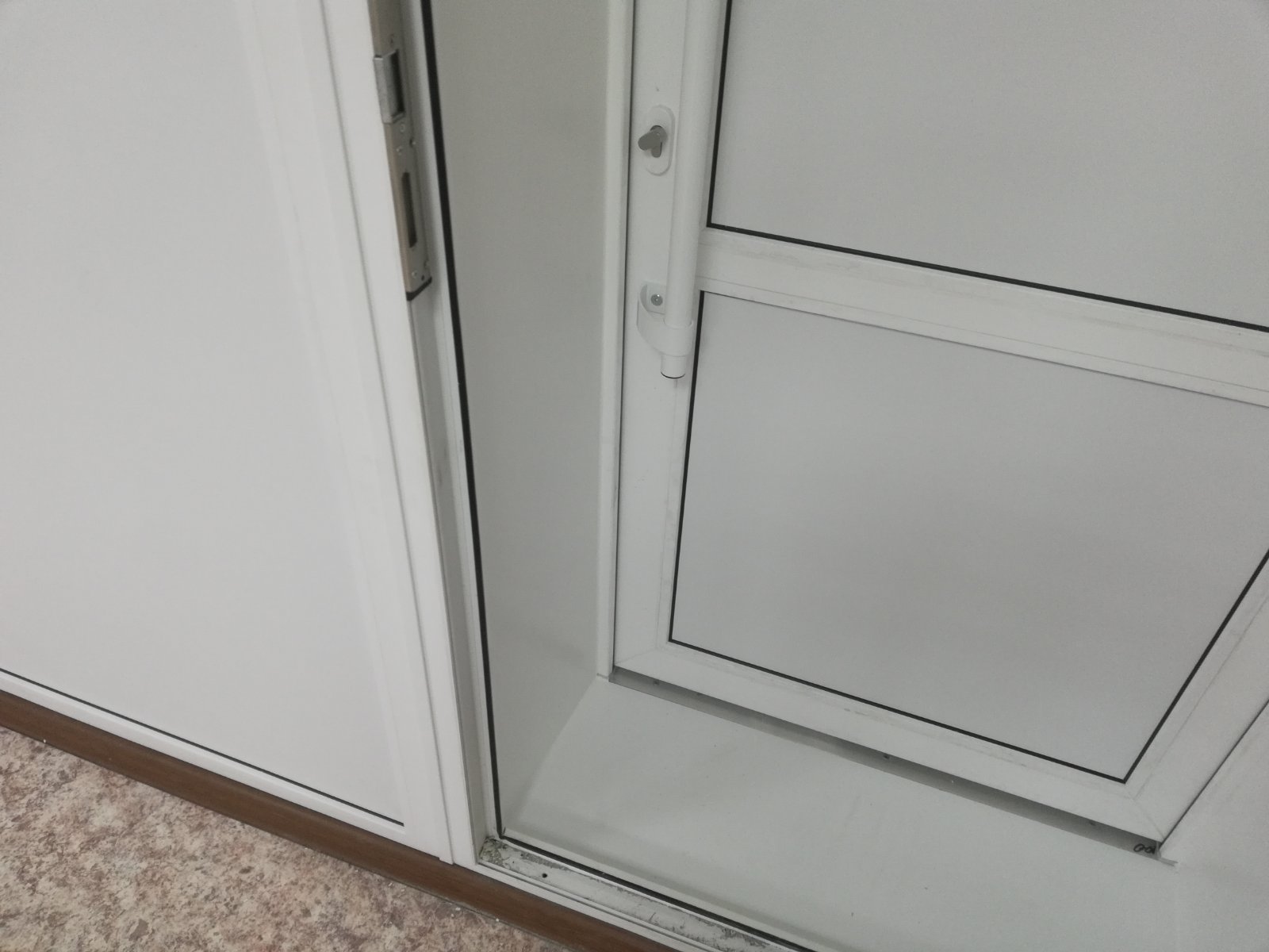 https://sergievposad.delaem-okna.ru/storage/app/uploads/public/63f/486/32e/63f48632e5eac214401767.jpg